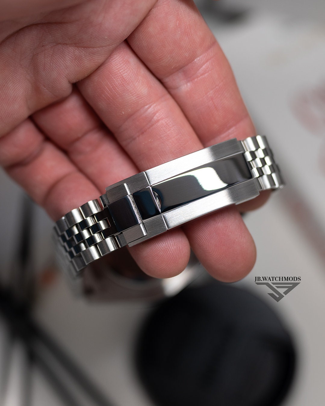 JB.WATCHMODS Custom Seiko Mod Arabic Dial