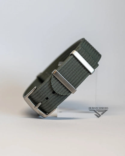 Premium Ribbed Watch Strap Light Grey with Silver Hardware