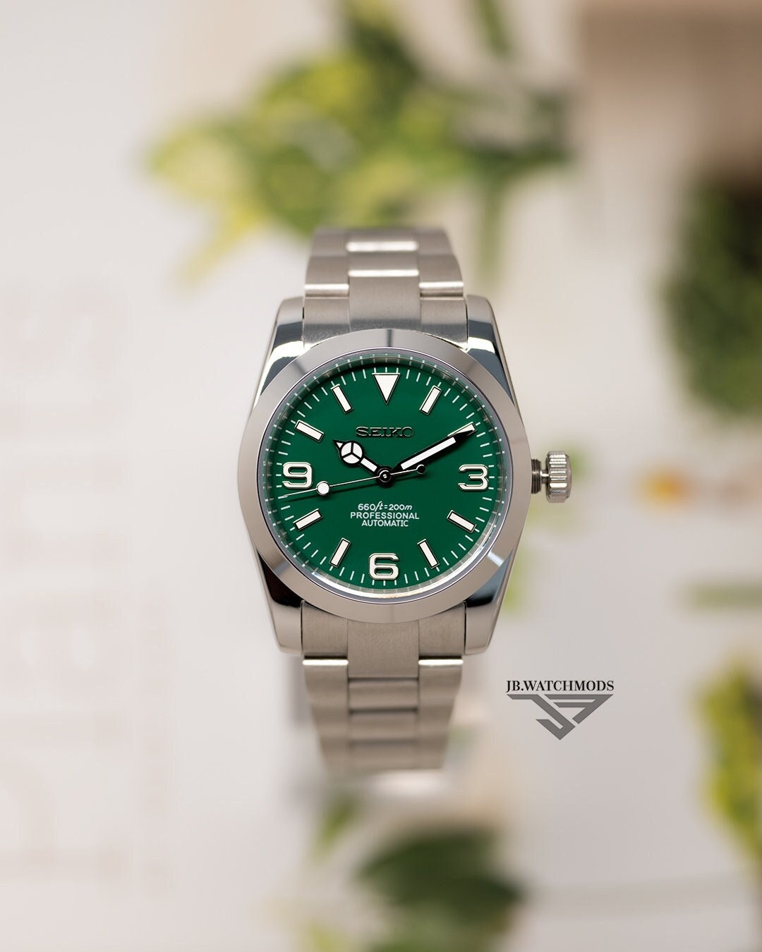 JB.WATCHMODS Custom Seiko Mod Green Explorer Style Automatic Watch