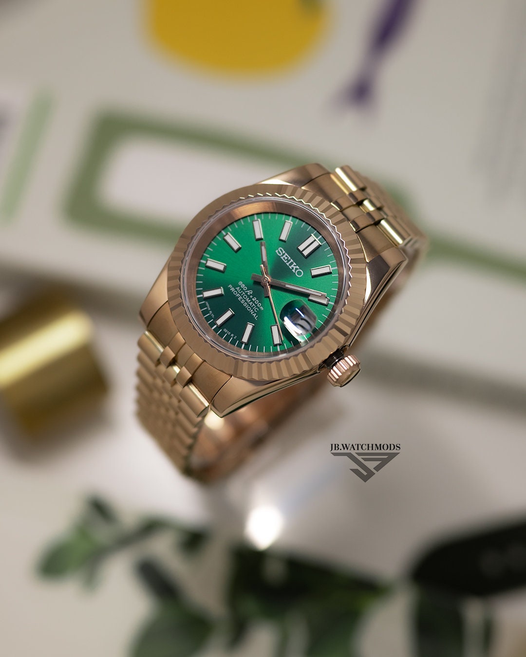 JB.WATCHMODS Custom Seiko Mod Rose Gold with Green Baton Dial