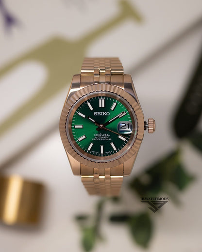 JB.WATCHMODS Custom Seiko Mod Rose Gold with Green Baton Dial